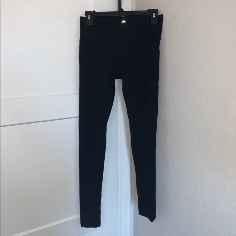 Black leggings